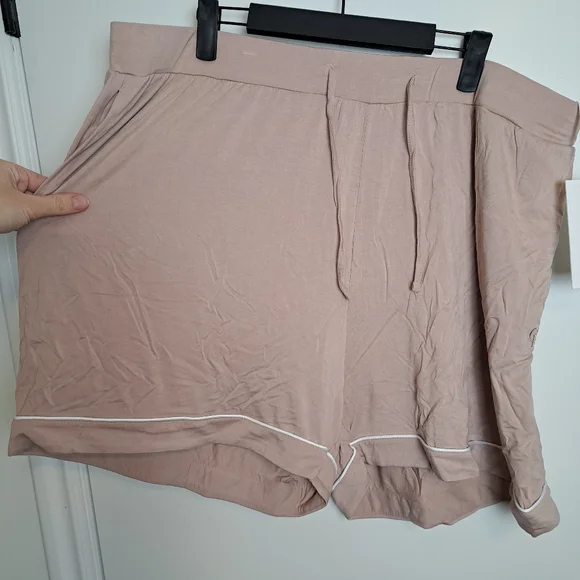 NEW Cozy Earth Blush Pink Bamboo Soft Cooling Pajamas *SHORTS ONLY Size 3XL - Picture 3 of 7